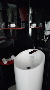 Hotel Platine Bathroom Sink